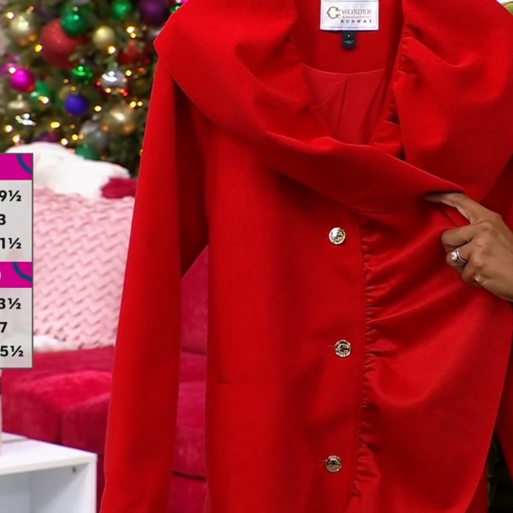 ❤️Christian Siriano Haute Red Ruffle Front Coat size 3x❤️
